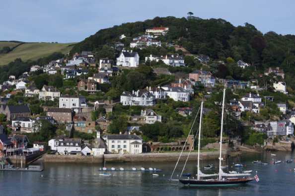 29 July 2020 - 18-17-44
Not quite up there in the class of Eos, but that mast reaches more than half way up the Kingswear hillside.
---------------------------
Superyacht Seabiscuit returns to Dartmouth